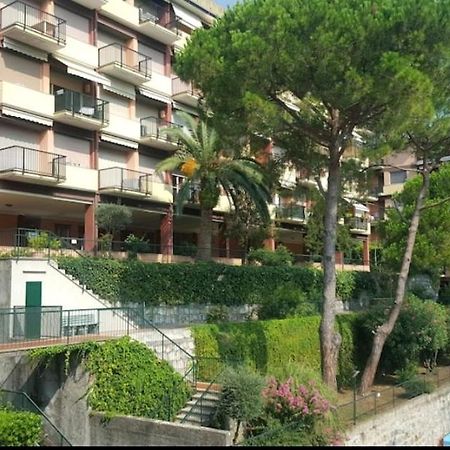 Camera Privata Nell'Appartamento In Zona Residenziale Con 2 Piscine Rapallo Exterior foto